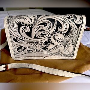 Patricia Nash crossbody handbag